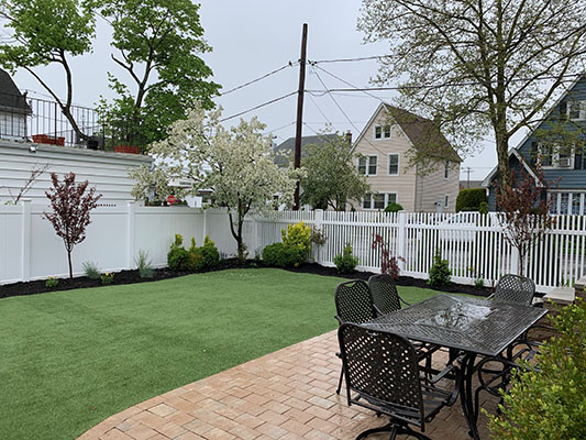 Landscape & Patio